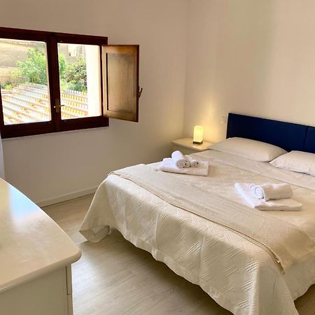 Residence Le Rose Castellammare del Golfo Bagian luar foto