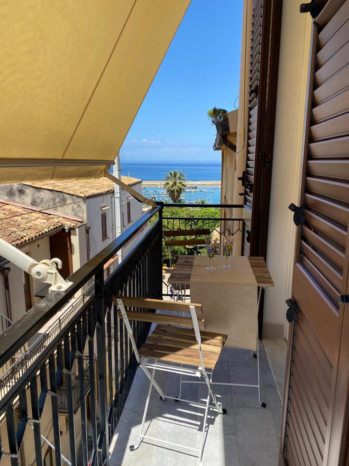 Residence Le Rose Castellammare del Golfo Bagian luar foto