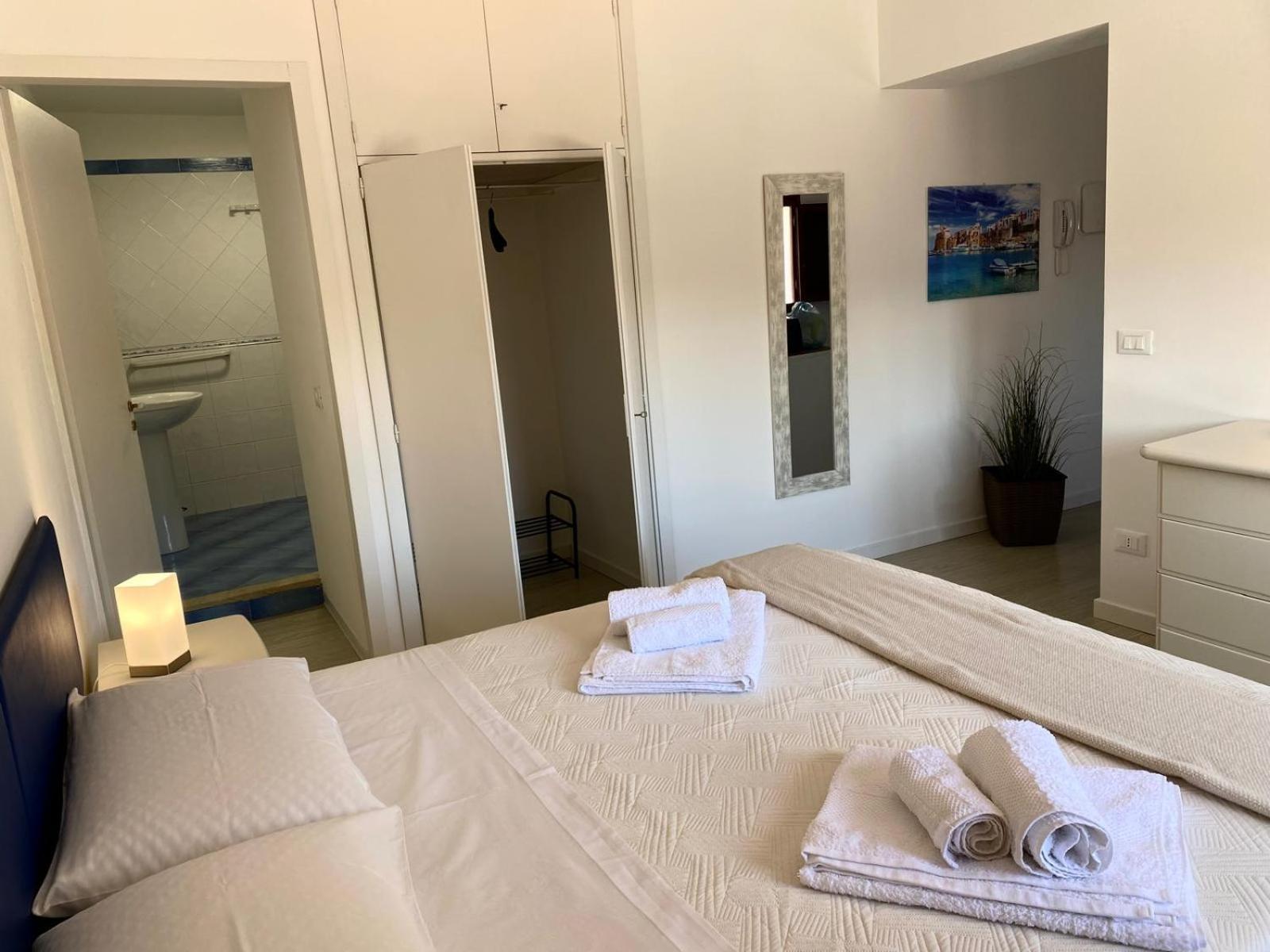 Residence Le Rose Castellammare del Golfo Bagian luar foto