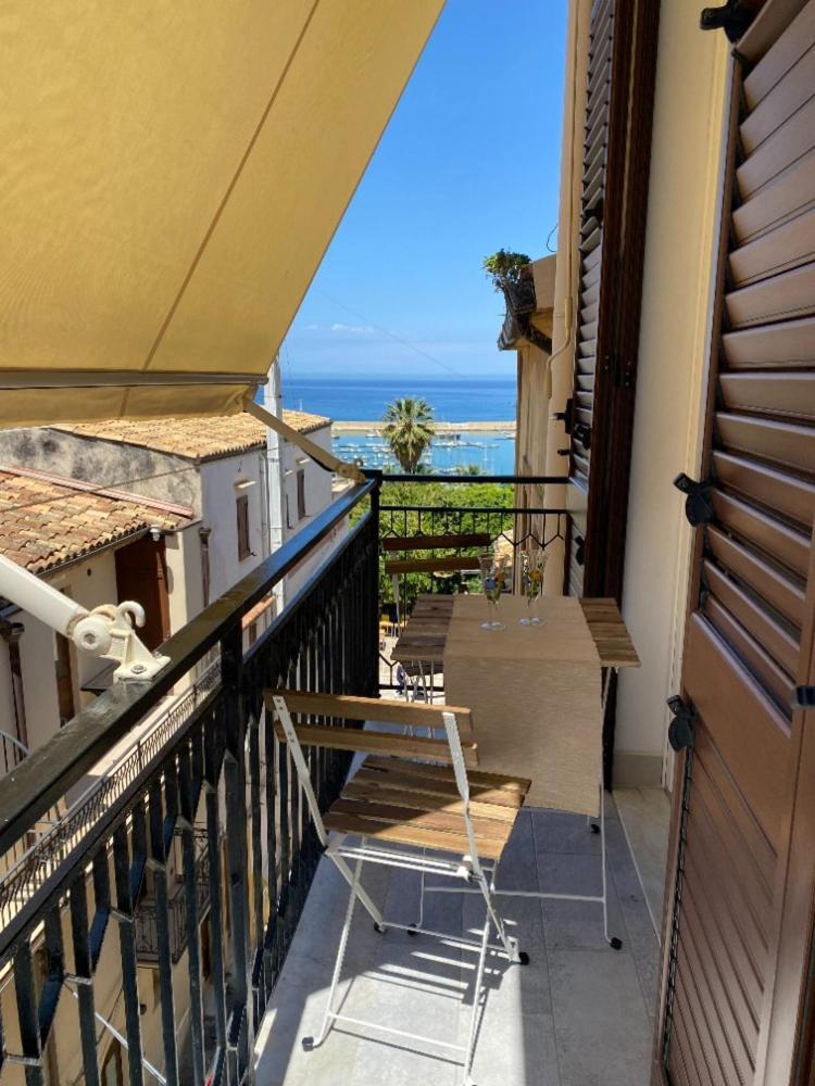 Residence Le Rose Castellammare del Golfo Bagian luar foto