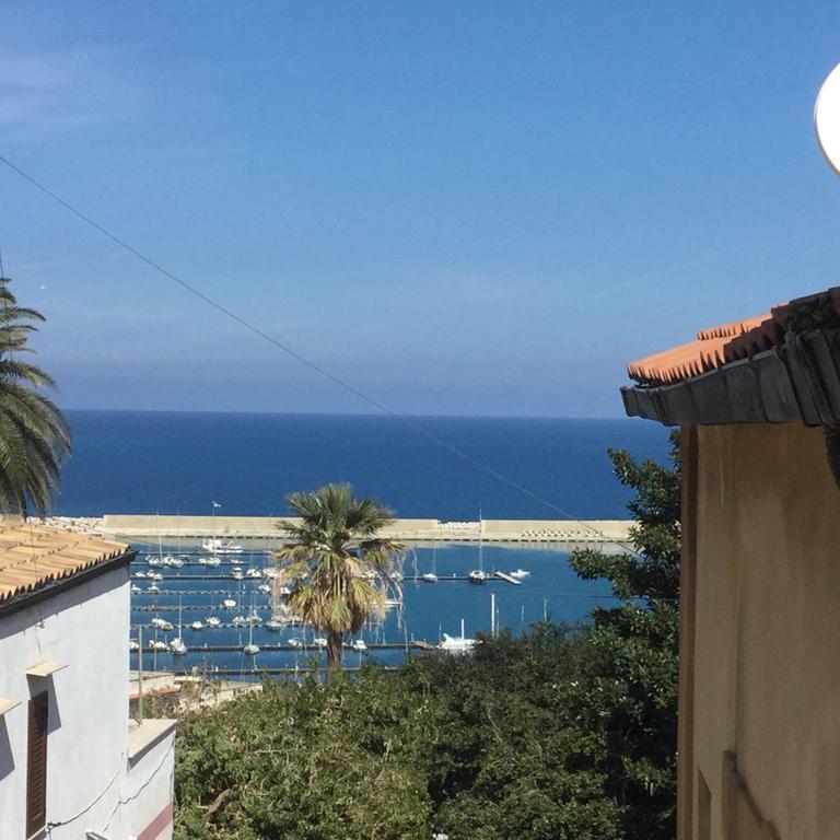 Residence Le Rose Castellammare del Golfo Bagian luar foto