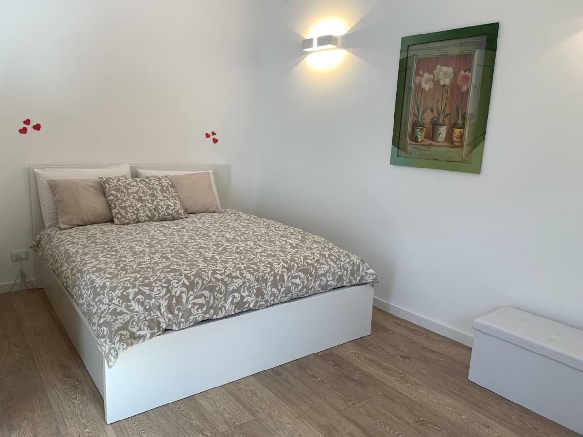 Residence Le Rose Castellammare del Golfo Bagian luar foto